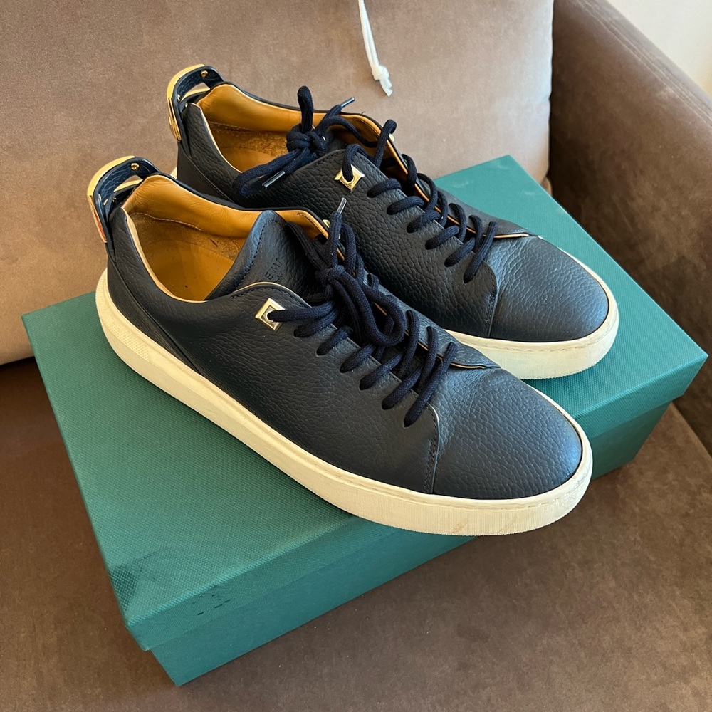 Buscemi MEN'S Sneakers size 9 - with box - AUTHENTIC